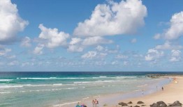 爆料千玺买蛋糕视频,神秘蛋糕视频曝光，粉丝直呼心动不已！